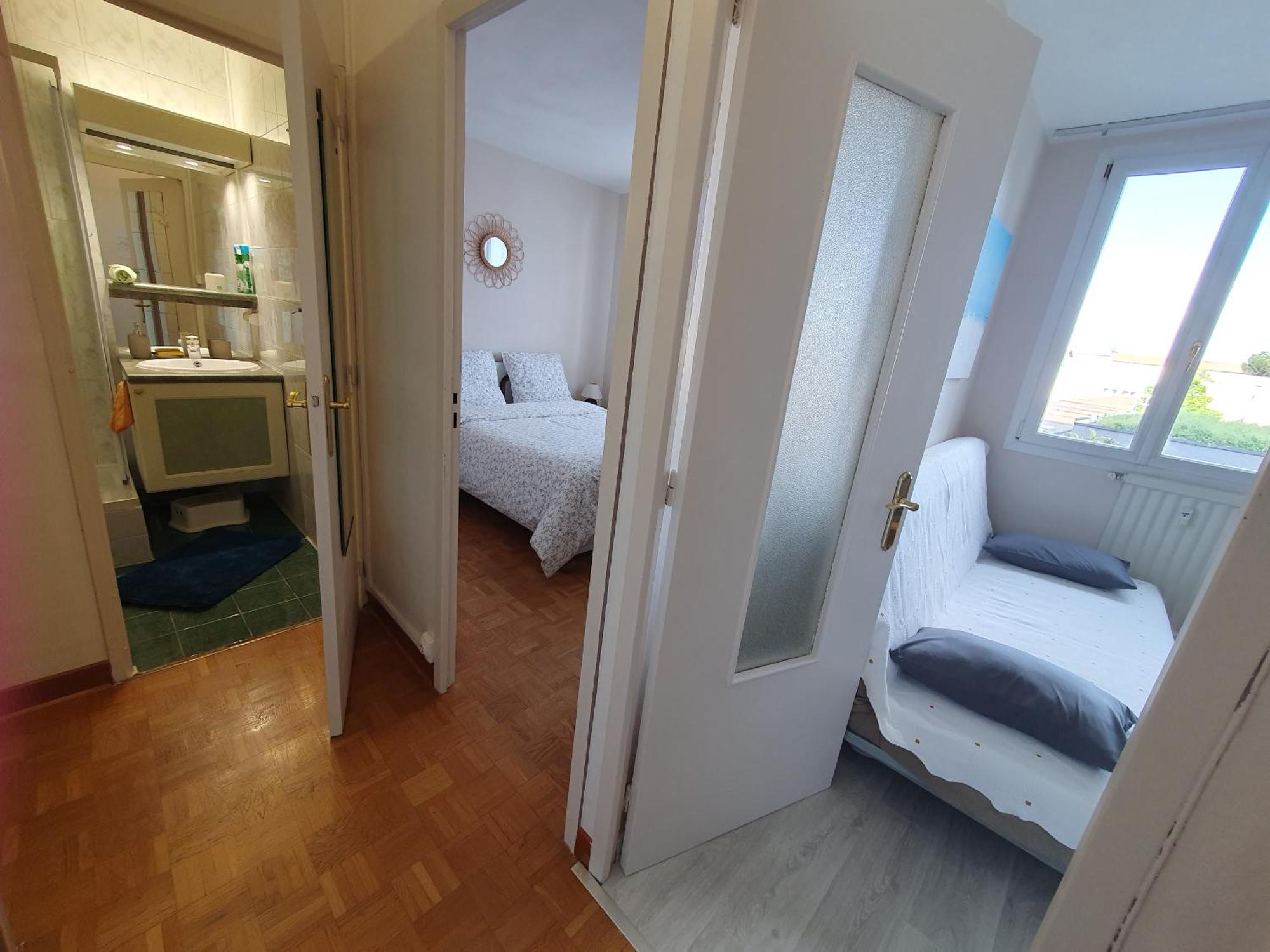 Medipole T2 Avec Un Garage Gratuit Sur Place, 16Min A Centre Ville Lyon En Metro A วีเลอร์บาน ภายนอก รูปภาพ